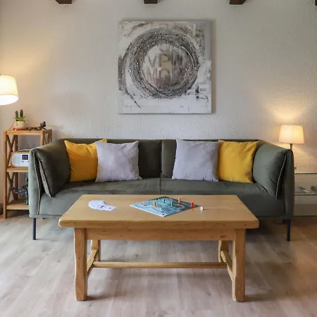 Chantebrise A1 By Interhome